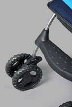 تنزيل الصورة على معرض الصور، عربة أطفال باللون الأزرق