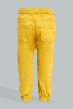 Load image into Gallery viewer, Mustard Printed Jogger