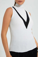 تنزيل الصورة على معرض الصور، Redtag-White-Highneck-Pullover-With-Contrast-Design-Celebrity-Pullovers,-Colour:White,-Filter:Women's-Clothing,-New-In,-New-In-LDC,-Non-Sale,-S22A,-Section:Women-Women's-