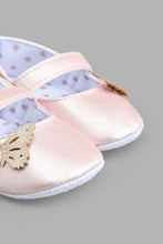 Load image into Gallery viewer, Redtag-Pale-Pink-Pram-Shoe-Colour:Pink,-Filter:Baby-Footwear-(0-to-18-Mths),-NBF-Casual-Shoes,-New-In,-New-In-NBF-FOO,-Non-Sale,-S22B,-Section:Kidswear-Baby-0 to 18 Months