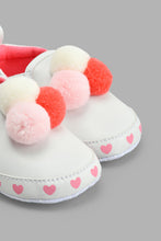 Load image into Gallery viewer, Redtag-White-Pram-Shoe-Colour:White,-Filter:Baby-Footwear-(0-to-18-Mths),-NBF-Casual-Shoes,-New-In,-New-In-NBF-FOO,-Non-Sale,-S22A,-Section:Kidswear-Baby-0 to 18 Months
