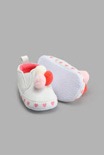 Load image into Gallery viewer, Redtag-White-Pram-Shoe-Colour:White,-Filter:Baby-Footwear-(0-to-18-Mths),-NBF-Casual-Shoes,-New-In,-New-In-NBF-FOO,-Non-Sale,-S22A,-Section:Kidswear-Baby-0 to 18 Months