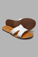 تنزيل الصورة على معرض الصور، Redtag-White-Mule-Mules-Women's-