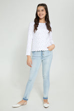 تنزيل الصورة على معرض الصور، بلوزة كشكش بطبعات باللون الأبيض