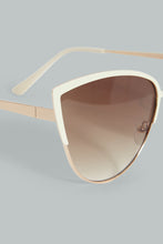 تنزيل الصورة على معرض الصور، نظرات شمسية باللون البني