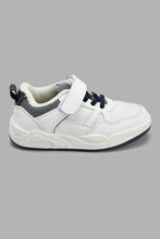 Load image into Gallery viewer, Redtag-White-Colour-Block-Skate-Shoes-Skate-Shoes-Boys-3 to 5 Years