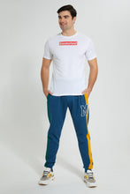 تنزيل الصورة على معرض الصور، Redtag-White-Graphic-T-Shirt-Graphic-Prints-Men's-