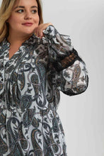 تنزيل الصورة على معرض الصور، Redtag-Black-And-White-Paisley-Dress-With-Lace-Colour:Black,-Colour:White,-Filter:Plus-Size,-LDP-Dresses,-New-In,-New-In-LDP,-Non-Sale,-S22A,-Section:Women-Women's-