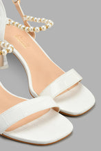 Load image into Gallery viewer, White Pearl Trim Sandal
