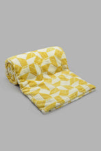 Load image into Gallery viewer, Redtag-White/Brown-Geometric-Print-Ultra-Soft-Blanket-
(Single-Size)-Category:Blankets,-Colour:Brown,-Filter:Home-Bedroom,-HMW-BED-Blankets,-New-In,-New-In-HMW-BED,-Non-Sale,-S22C,-Section:Homewares-Home-Bedroom-
