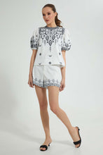 تنزيل الصورة على معرض الصور، Redtag-White-Printed-Short-Leggings-Women's-