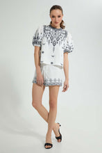 تنزيل الصورة على معرض الصور، Redtag-White-Printed-Short-Leggings-Women's-