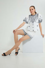 تنزيل الصورة على معرض الصور، Redtag-White-Printed-Short-Leggings-Women's-