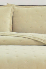 Load image into Gallery viewer, Green Quilted 2-Piece Bedspread Set (Single Size)