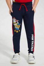 تنزيل الصورة على معرض الصور، بنطلون رياضي باللون الكحلي بطبعة شخصية كرتونية