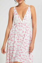 تنزيل الصورة على معرض الصور، Redtag-White-Floral-Printed-Hi-Low-Chemise-Chemises-Women's-