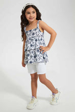 تنزيل الصورة على معرض الصور، بلوزة طبقات مطبوعة باللوني الأبيض والكحلي