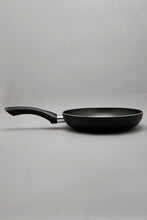 Load image into Gallery viewer, Black Aluminum Nonstick Fry Pan (22cm)
