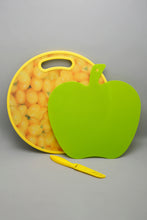 Load image into Gallery viewer, Yellow Cutting Board (3 Piece Set)
