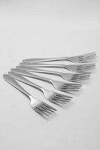 Load image into Gallery viewer, Silver Cake Fork ( 6 Piece)
