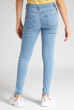 Load image into Gallery viewer, Blue Basic Skinny Jean - REDTAG
