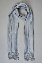 Load image into Gallery viewer, Grey Scarf With Tassel
