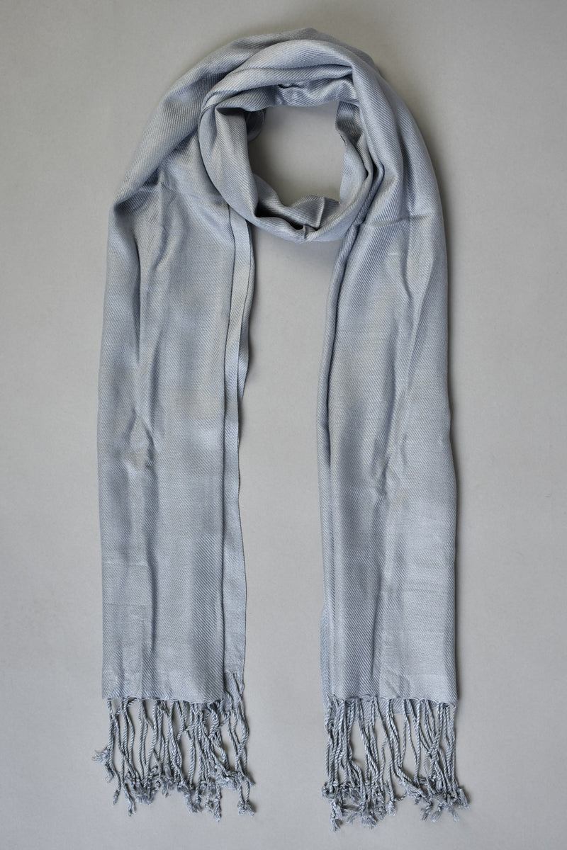 Grey Scarf With Tassel