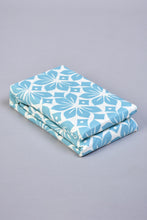 Load image into Gallery viewer, Blue/White Printed Fitted Sheet (King Size)
