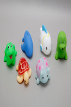 Load image into Gallery viewer, Sea Life Shower Toy Set for Babies
