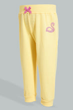 Load image into Gallery viewer, Yellow Flamingo Printed Jogger
