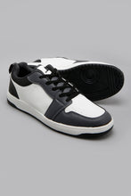 Load image into Gallery viewer, White/Black Skate Shoe
