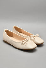 Load image into Gallery viewer, Ivory Trim Ballerina With Bow
