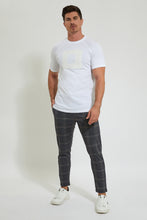 تنزيل الصورة على معرض الصور، Redtag-White-Printed-T-Shirt-T-Shirts-Men&#39;s-
