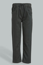 تنزيل الصورة على معرض الصور، Redtag-Olive-Elasticated-Knit-Denim-Jean-Jeans-Slim-Fit-Boys-2 to 8 Years
