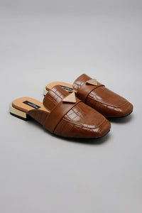 Brown Closed Toe Mule With Trim