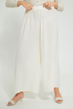 تنزيل الصورة على معرض الصور، Redtag-Beige-Pleated-Leg-Pant\-Trousers-Women&#39;s-0
