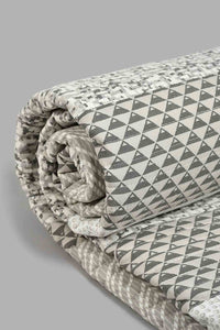 Redtag-Grey-2-Piece-Geometric-Printed-Quilt-Set-
(Single-Size)-Quilts-Home-Bedroom-