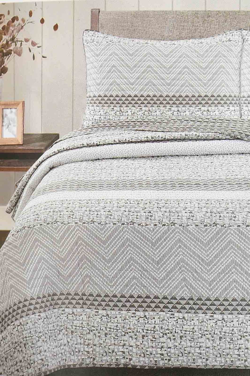 Redtag-Grey-3-Piece-Geometric-Printed-Quilt-Set-
(Double-Size)-Quilts-Home-Bedroom-