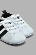 تنزيل الصورة على معرض الصور، Redtag-White-Pram-Shoe-Colour:White,-Filter:Baby-Footwear-(0-to-18-Mths),-NBF-Casual-Shoes,-New-In,-New-In-NBF-FOO,-Non-Sale,-S22A,-Section:Kidswear-Baby-0 to 18 Months
