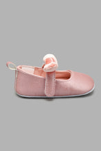 تنزيل الصورة على معرض الصور، Redtag-Pale-Pink-Pram-Shoe-Colour:Pink,-Filter:Baby-Footwear-(0-to-18-Mths),-NBF-Casual-Shoes,-New-In,-New-In-NBF-FOO,-Non-Sale,-S22A,-Section:Kidswear-Baby-0 to 18 Months
