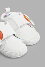 Load image into Gallery viewer, Redtag-White-Pram-Shoe-Pumps-Baby-0 to 18 Months
