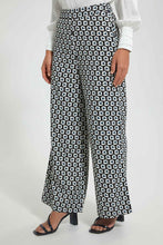 تنزيل الصورة على معرض الصور، Redtag-Geo-Print-Wideleg-Trouser-Trousers-Women&#39;s-
