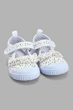 تنزيل الصورة على معرض الصور، Redtag-White-Polka-Dot-Print-Pump-Pumps-Infant-Girls-1 to 3 Years
