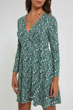 تنزيل الصورة على معرض الصور، Redtag-Green-Ditsy-Printed-Wrap-Front-Dress-Dresses-Women&#39;s-0
