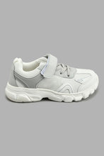 Load image into Gallery viewer, Redtag-White-Colour-Block-Chunky-Sneaker-Boys-Trainers,-Colour:White,-Filter:Boys-Footwear-(3-to-5-Yrs),-New-In,-New-In-BOY-FOO,-Non-Sale,-S22A,-Section:Kidswear-Boys-3 to 5 Years
