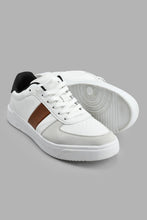 Load image into Gallery viewer, Redtag-White-Lace-Up-Skate-Shoe-Skate-Shoes-Men&#39;s-
