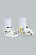 تنزيل الصورة على معرض الصور، Redtag-Yellow-Batman-Mittiens-&amp;-Booties-Set-Gift-Sets-Baby-0 to 12 Months
