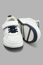 Load image into Gallery viewer, Redtag-White-Colour-Block-Skate-Shoes-Skate-Shoes-Boys-3 to 5 Years
