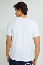 تنزيل الصورة على معرض الصور، Redtag-White-Graphic-T-Shirt-Graphic-Prints-Men&#39;s-
