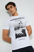 تنزيل الصورة على معرض الصور، Redtag-White-Graphic-T-Shirt-Graphic-Prints-Men&#39;s-
